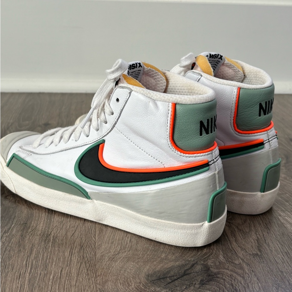 Nike blazers Sage green and orange woman’s size 9